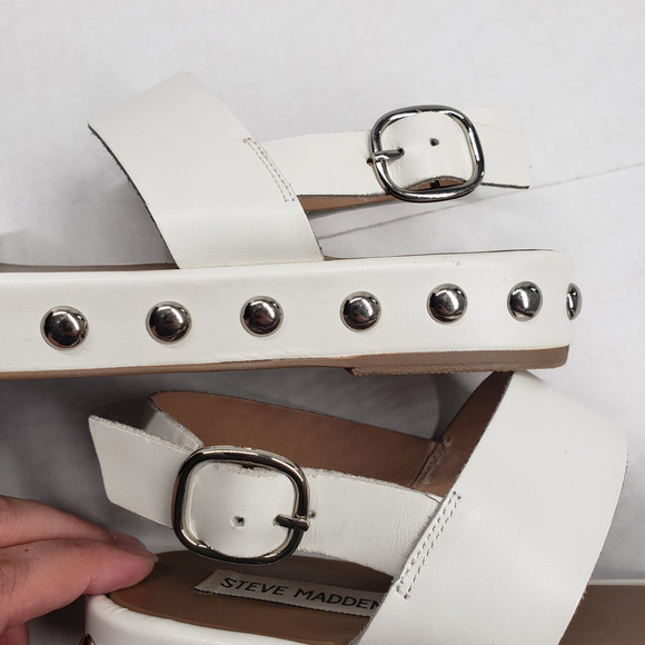 Steve Madden Sandals Women 9 White Studded Leather Vacation Goth Preppy Flatform - Picture 12 of 16